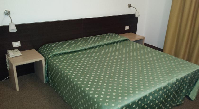 Hotel Palace Prato Экстерьер фото